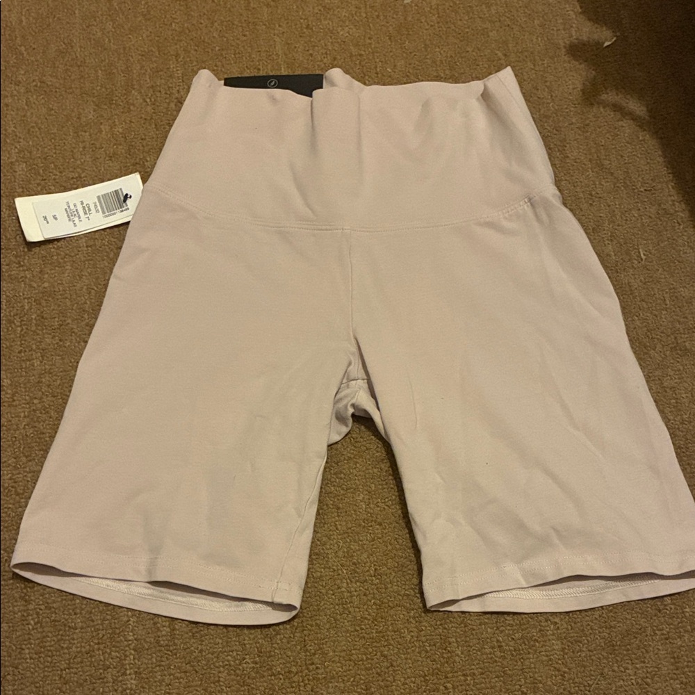 TNA Women's Bike Shorts - Light Cream